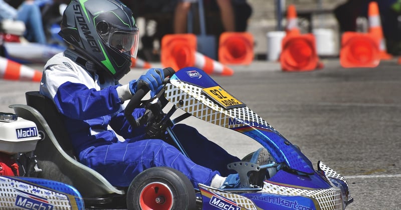 Moteur 2 temps ou 4 temps pour le karting de loisir : quelles différences ?